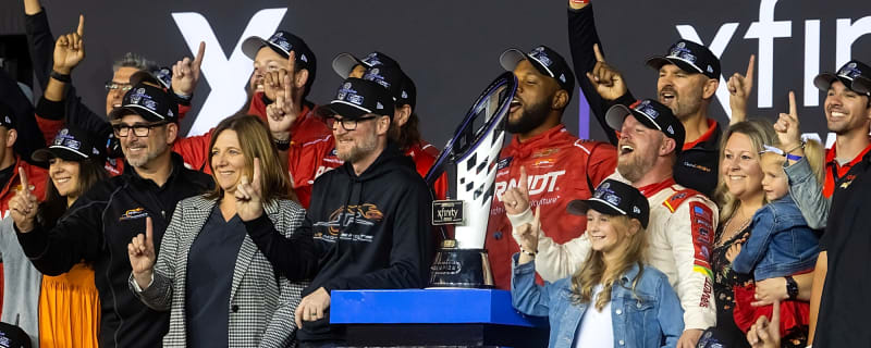 Arby’s Joins Forces with JR Motorsports and Dale Earnhardt Jr. in Massive Multi-Year Deal