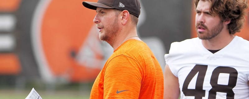 Browns OC reacts to fans possibly booing Deshaun Watson during Panthers game