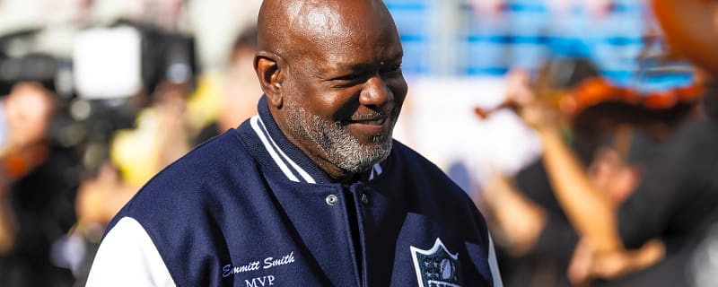 On This Day in Sports- August 7: Jerry Rice and Emmitt Smith Headline Legendary NFL Hall of Fame Class