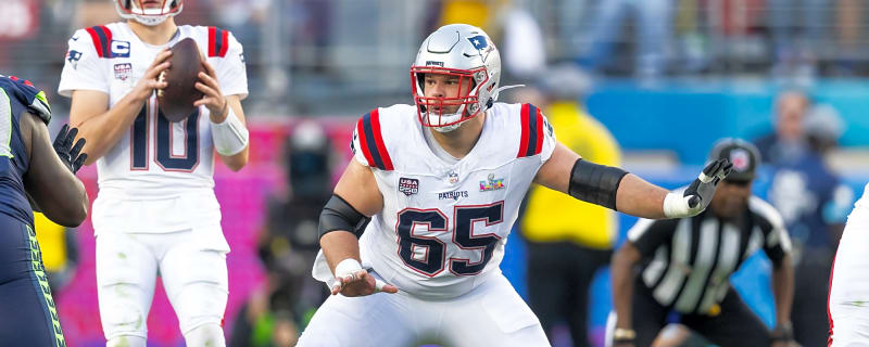 NFC Notes: Garrett Bradbury, Cole Kmet, Dan Campbell, Bears, Lions