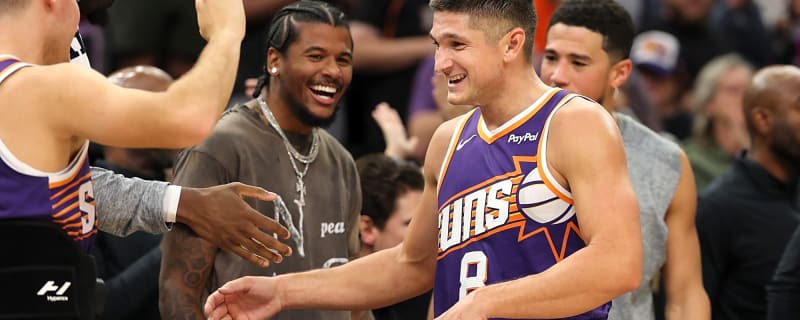 NBA Fans Baffled As Grayson Allen Steps Back Then Forward Using An Outlandish Move Against Timberwolves