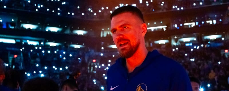 Warriors contact Bucks about Kristaps Porzingis trade