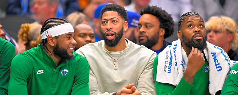 Rival exec thinks Mavericks will trade Anthony Davis, D’Angelo Russell, others