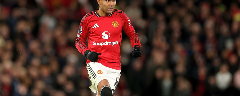 Full contract U-turn planned for ‘invaluable’ Man United midfielder facing uncertain Old Trafford future