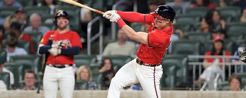  Jarred Kelenic returns in wake of injury to Ronald Acuña Jr.