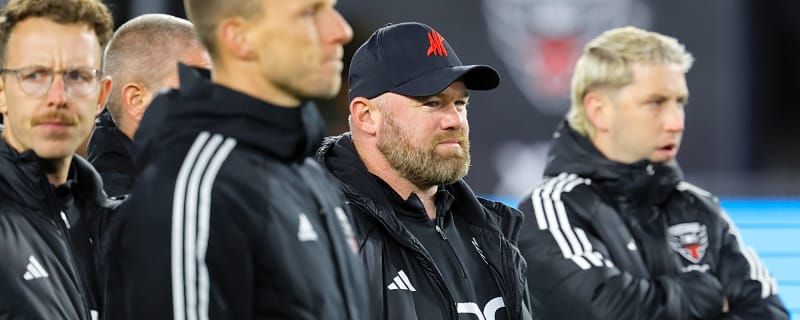 ‘Players don’t look interested’ – Rooney delivers brutal Liverpool verdict