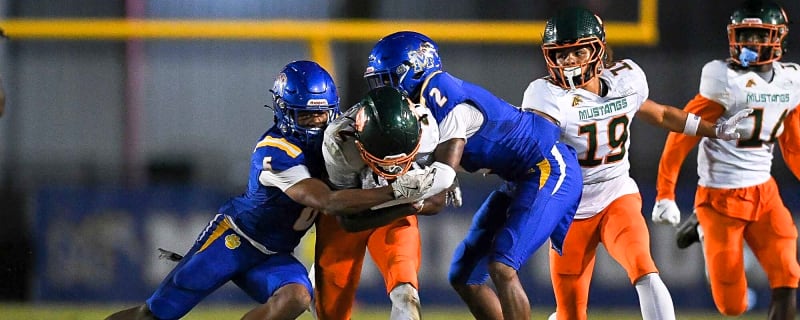 Notre Dame football recruiting need at defensive back remains, and a committed recruit may have hinted at a potential flip