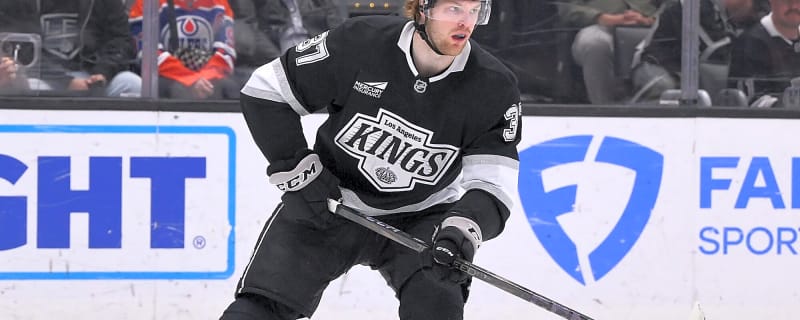 Why the Maple Leafs should target Kings forward Warren Foegele