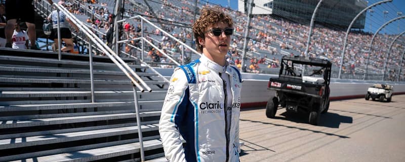 IndyCar driver David Malukas airlifted to hospital after hard wreck at Nashville