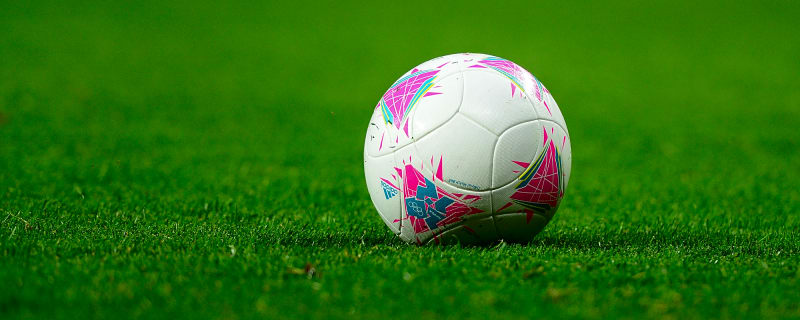 Manchester United defender injured for four weeks that scuppers move away from club