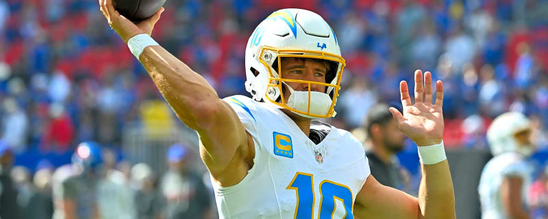 Chargers' Justin Herbert has suddenly entered Ryan Leaf territory