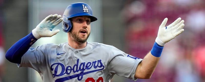 Dodgers clinch fifth straight NL West title, move to top of all-time list