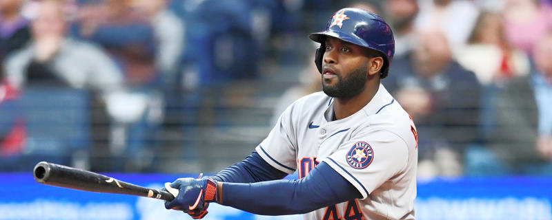 Yordan Alvarez blending power, plate discipline at rare level