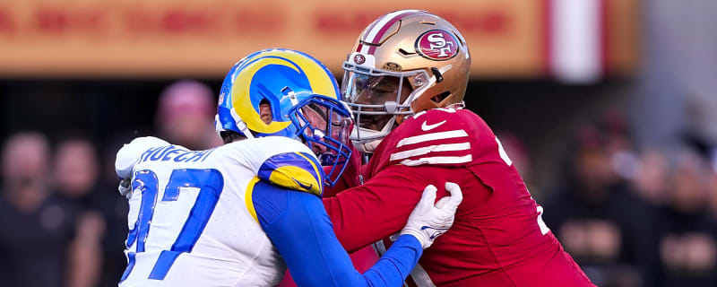 Chiefs Give Jaylon Moore Guard Reps as Taylor Recovers