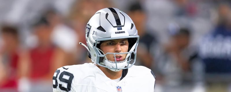 Brock Bowers Dealing With PCL Injury & Bone Bruise To His Knee