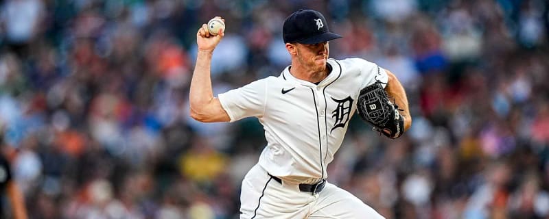 Blue Jays Acquire Chase Lee