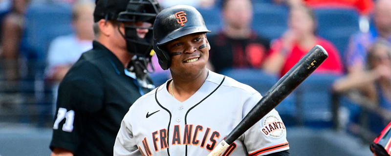 Rafael Devers hears boos, homers in return to Fenway Park