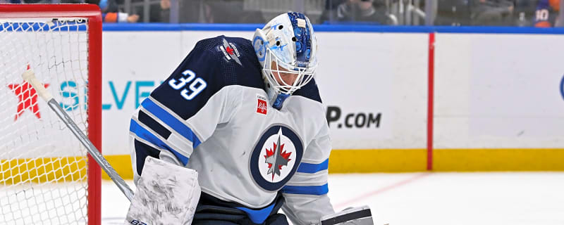 Analysis: What would a trade return be for Lauren Brossoit?