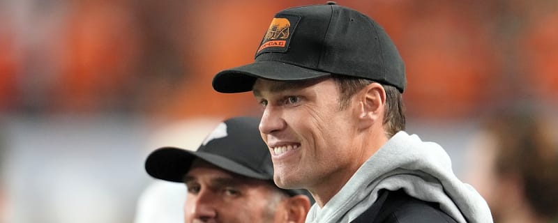 Tom Brady compares Jake Bobo TD to Beastquake: ‘Last week it was a Shaheed-quake, a Bobo-quake on this one’