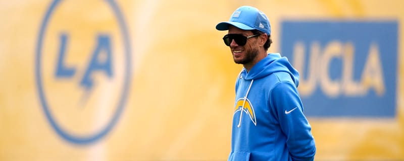 How Mike McDaniel Can Supercharge the Chargers' Offense