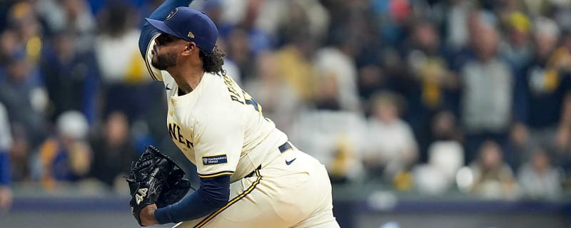 Milwaukee Brewers: AL West contender has 1 obvious reason to pursue Freddy Peralta