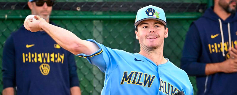 Brewers Option Logan Henderson, Blake Perkins