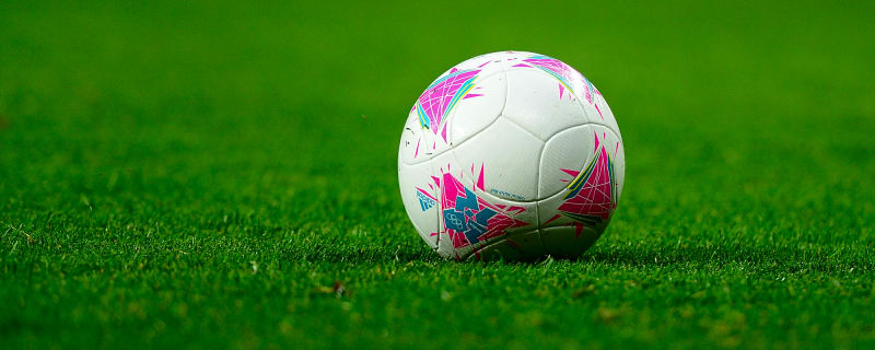 Ex-Manchester United defender launches £1m legal claim over injury treatment