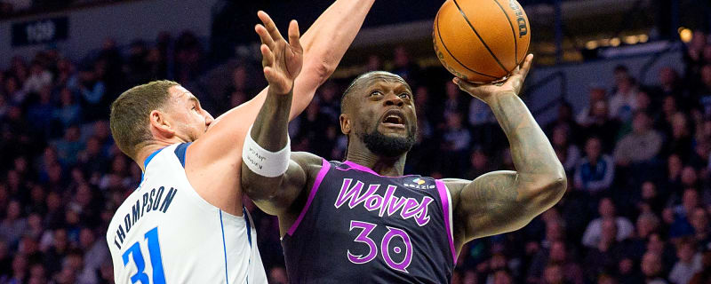 Minnesota Timberwolves Shine In Clutch Time During 122-111 Win Over Dallas Mavericks