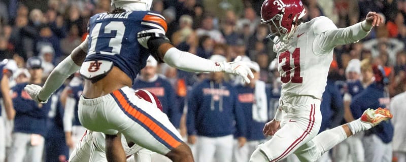 Kalen DeBoer reacts to Alabama K Conor Talty bouncing back against Auburn
