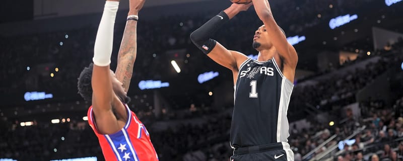 Spurs’ Victor Wembanyama exits with rib contusion