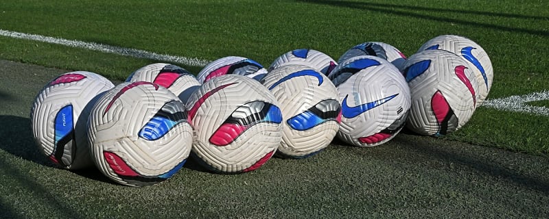 Newcastle, Aston Villa chase 26-year-old wide player with big wages on offer