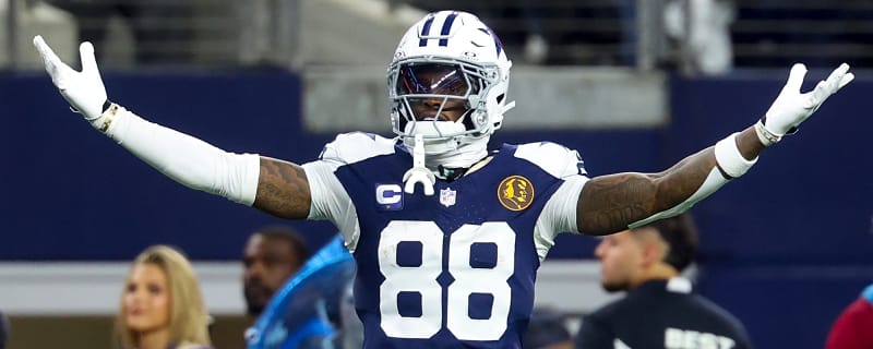 CeeDee Lamb clears concussion protocol, will play Sunday