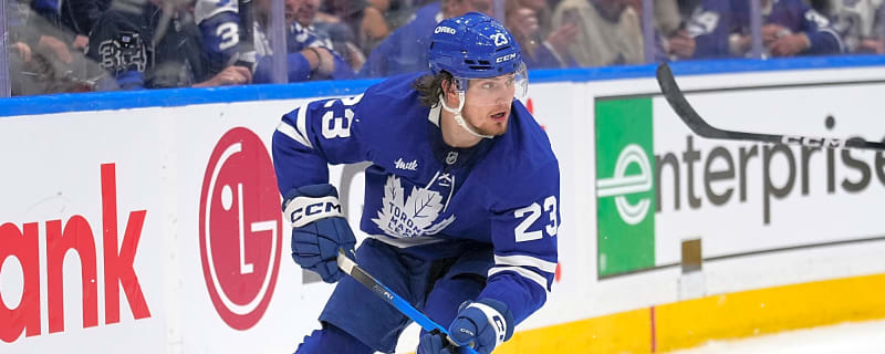 Maple Leafs Make Strong Moves by Re-Signing Knies & Tavares