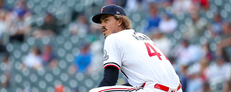 Blue Jays still exploring rotation additions after Dylan Cease signing