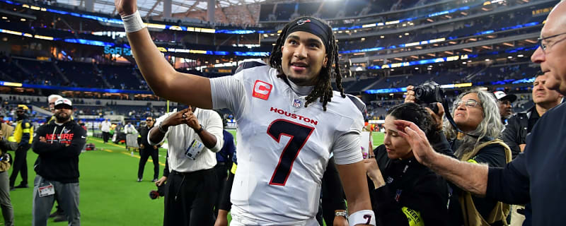 Houston Texans Edge Out Los Angeles Chargers 20-16 To Clinch Third Straight Playoff Berth
