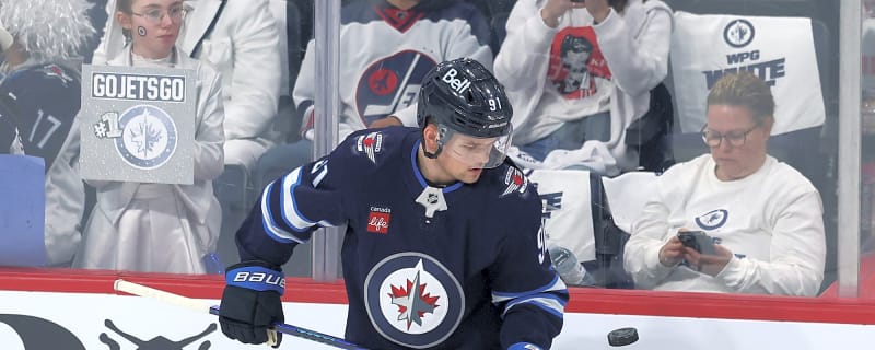 Winnipeg Jets&#39; Cole Perfetti Rewrites the NHL Record Books With Historic Goal