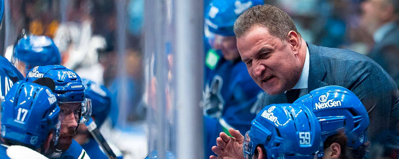 Who do NHL draft experts think the Canucks should pick at third overall?