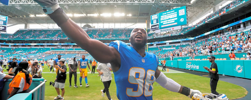 Chargers Not Expected To Place Franchise Tag On Odafe Oweh