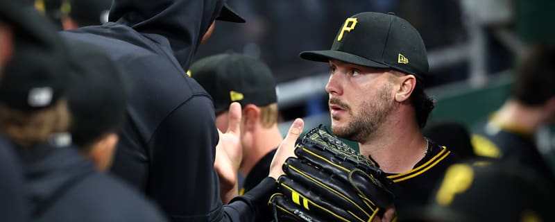 Paul Skenes had a moment with Oneil Cruz in the dugout after losing his no-hit bid