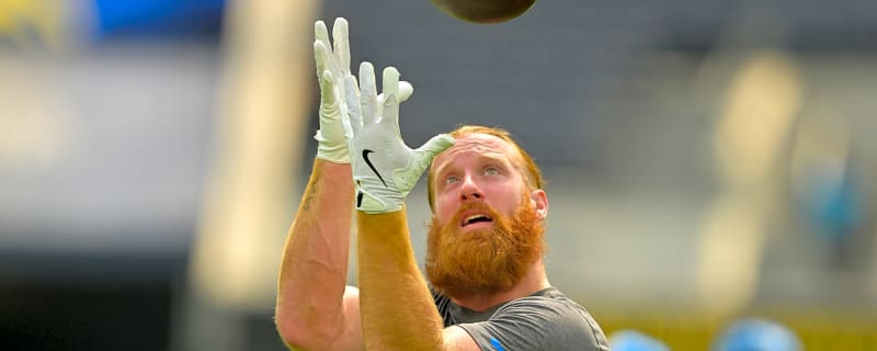 TE Hayden Hurst Retires