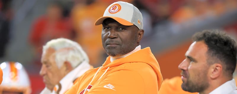 NFC Notes: Todd Bowles, Derrick Brown, Buccaneers, Panthers, Saints