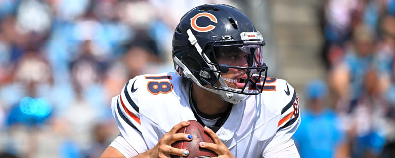 Bears QB Caleb Williams Carted Off After Suffering Hamstring Injury