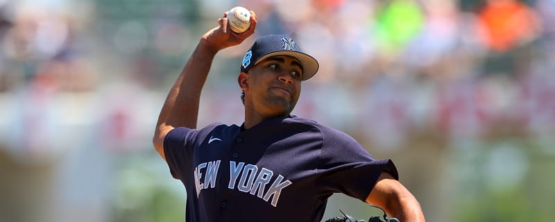 Dodgers snatch potential impact arm from Yankees