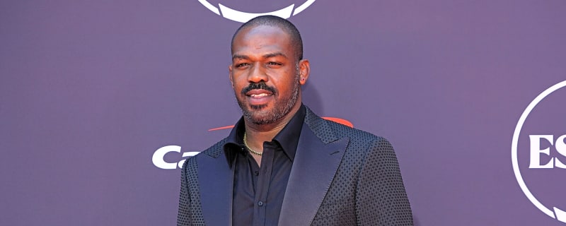 Jon Jones Uses Khabib&#39;s Name to Reignite Beef with Daniel Cormier