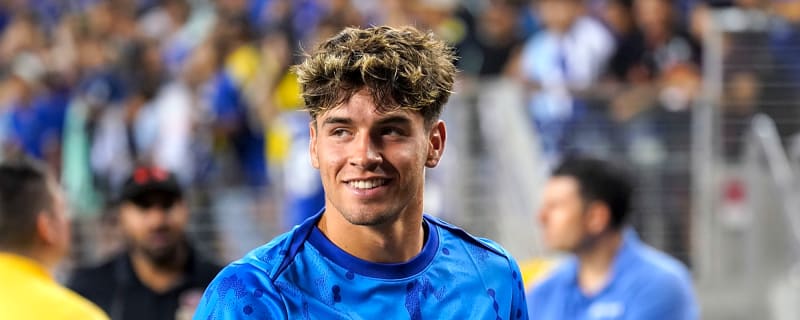 Sunderland Sign New Striker, Plus Current Star Signs New Deal