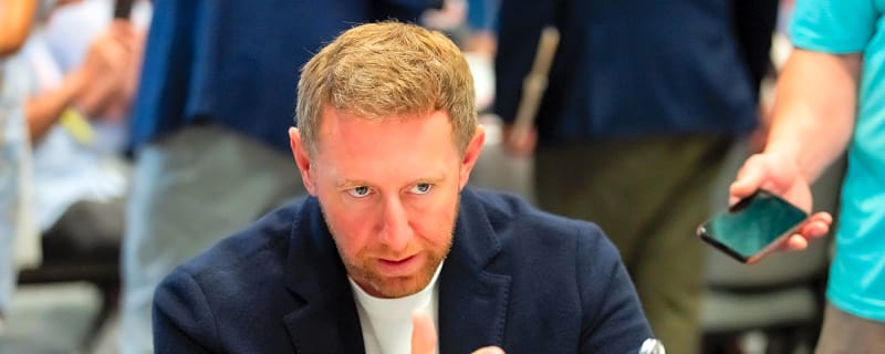 Jacksonville Jaguars set to play 2027 home games in Orlando