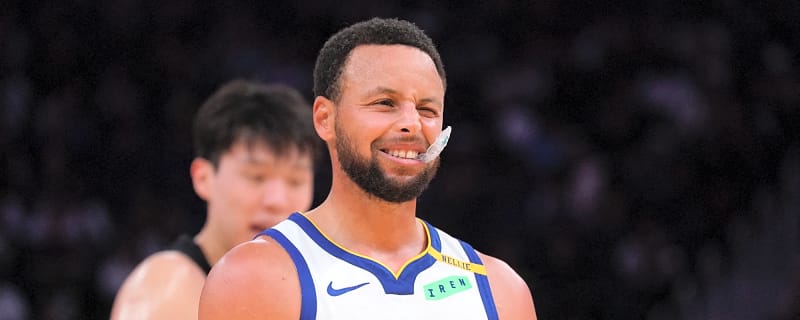 'Grabbed and Held Every Single Play': Warriors Rookie Reveals Eye-Opening Truth About How Stephen Curry Is Treated in NBA