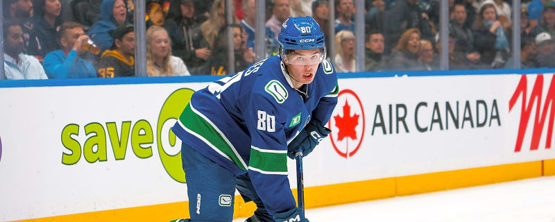 Scenes from practice: Cootes slides to 3C, Räty to the wing as Canucks skate at UBC