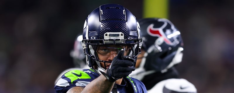 NFL referee became ‘MNF’ star after saving Jaxon Smith-Njigba from angry Texans mob