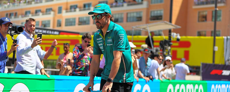 Fernando Alonso Makes Adrian Newey Comparison over Max Verstappen’s 2025 Title Fight